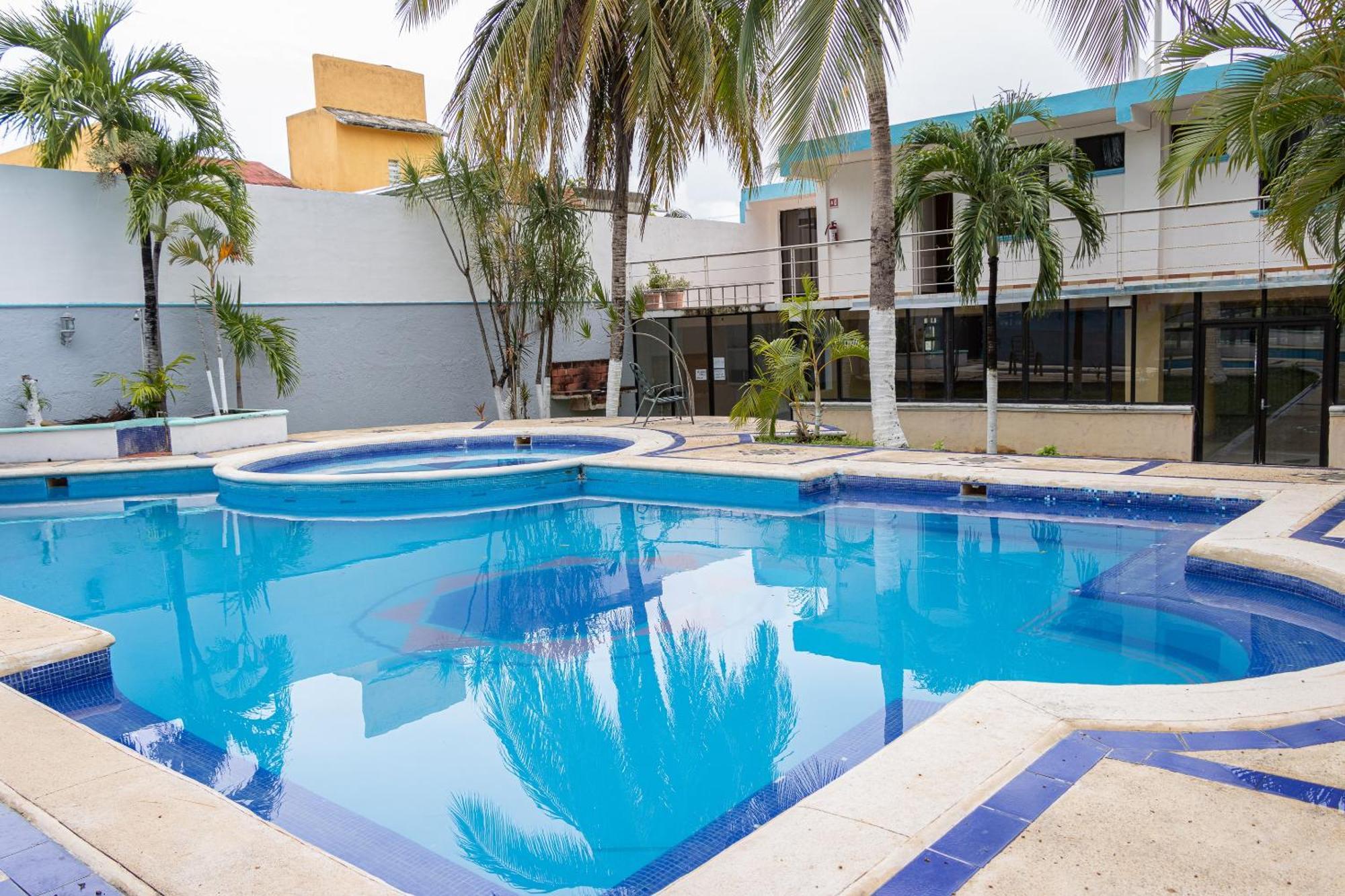 Oyo Hotel Marias,Aeropuerto Internacional De Chetumal Exterior foto