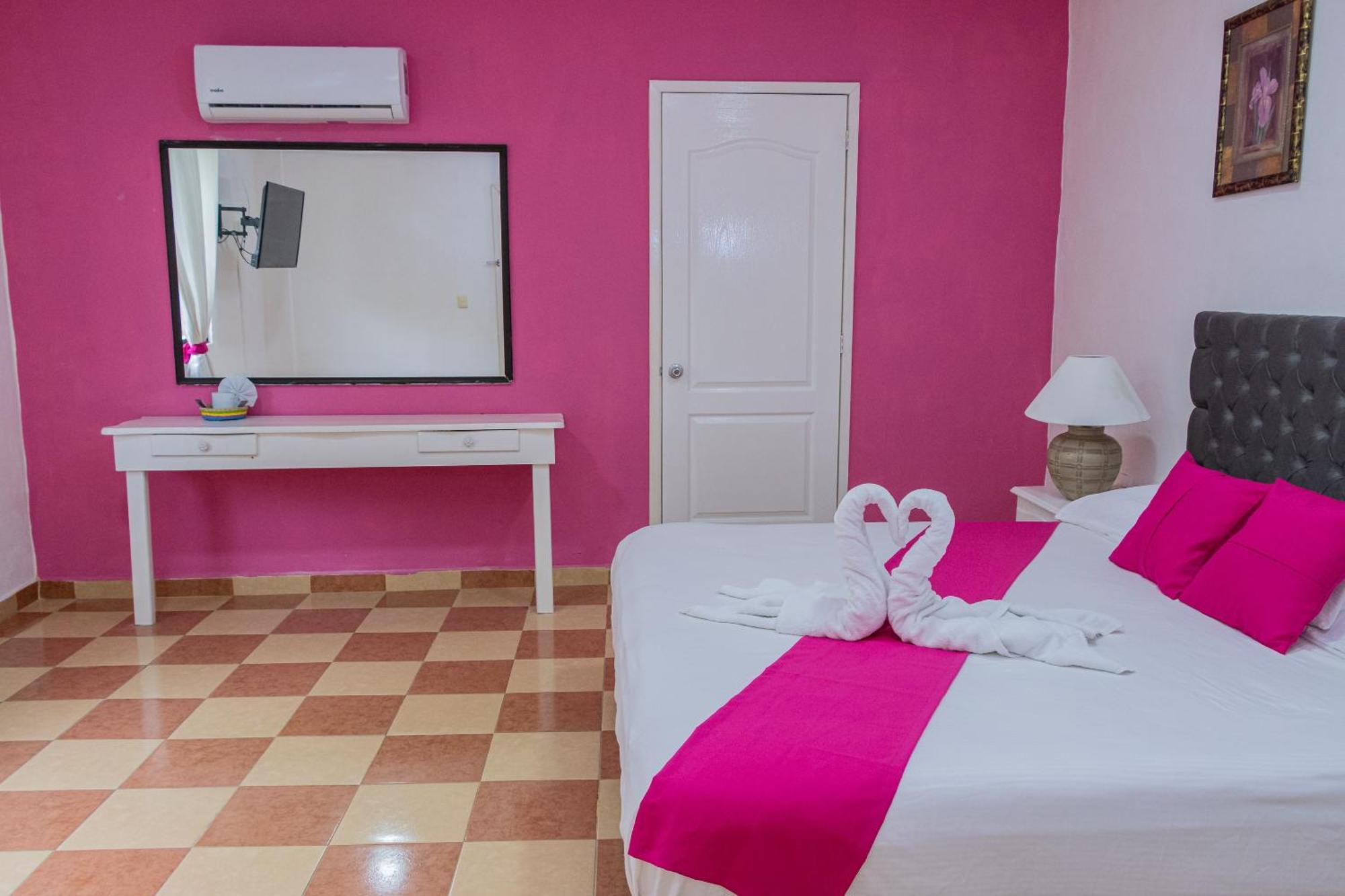 Oyo Hotel Marias,Aeropuerto Internacional De Chetumal Exterior foto